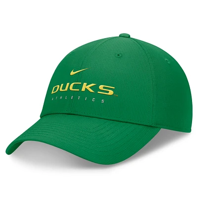 Men's Nike Green Oregon Ducks 2024/25 On-Field Club Performance Adjustable Hat