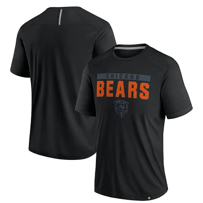 Men's Fanatics  Black Chicago Bears Defender Blackout T-Shirt