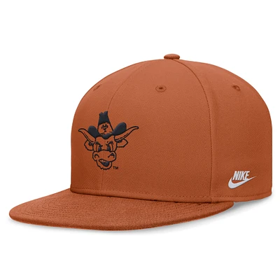 Men's Nike Texas Orange Longhorns Legacy True Fitted Hat