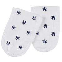 Infant Three Little Anchors New York Yankees 2-Pack Muslin Burp Cloth Set