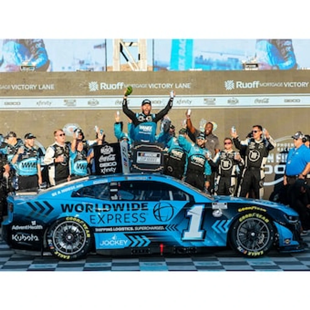 Action Racing Ross Chastain 2023 NASCAR Cup Series Championship Race Winner 1:24 Elite Die-Cast Car