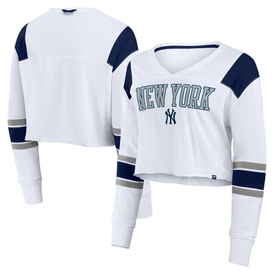 Women's Fanatics  White New York Yankees Stretch Cropped Fashion Long Sleeve T-Shirt