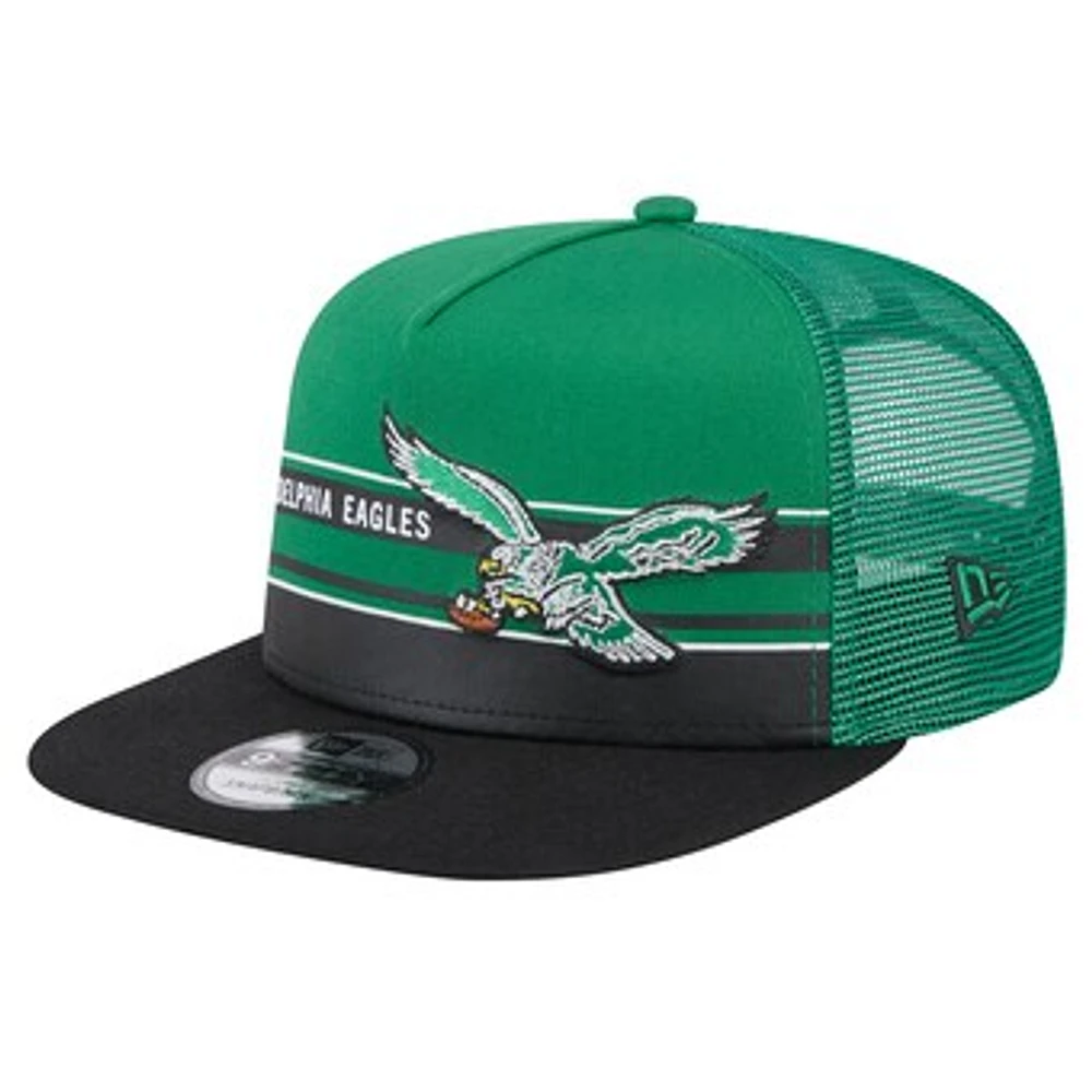 Men's New Era Kelly Green/Black Philadelphia Eagles Half Stripe Trucker A-Frame 9FIFTY Snapback Hat