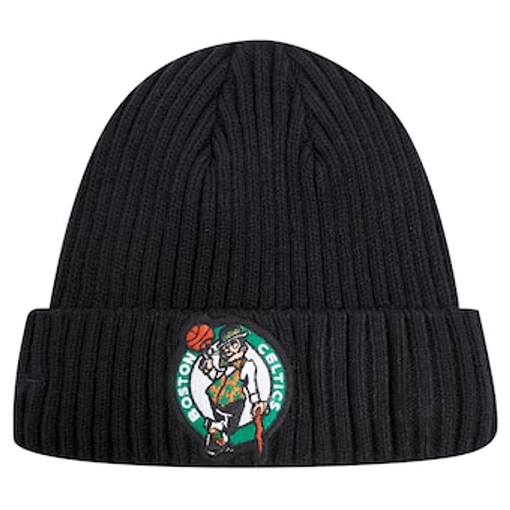 Men's Pro Standard  Black Boston Celtics Essential Cuffed Knit Hat