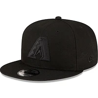 Men's New Era  Arizona Diamondbacks  Black On Black 9FIFTY Snapback Adjustable Hat