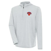 Men's Antigua Heather Gray New York Knicks Tidy Quarter-Zip Lightweight Pullover Top