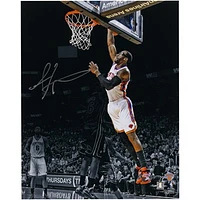 Amar'e Stoudemire New York Knicks Autographed 16" x 20" Spotlight Dunk vs. Miami Heat Photograph