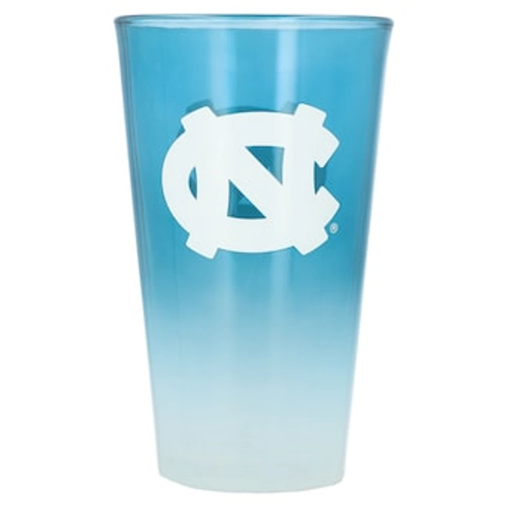 North Carolina Tar Heels 16oz. Ombre Pint Glass