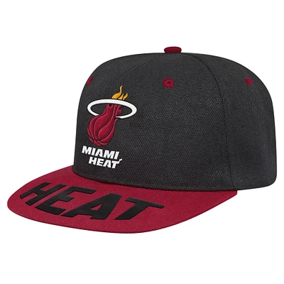 Youth Black/Red Miami Heat Backboard Embro Visor Snapback Hat