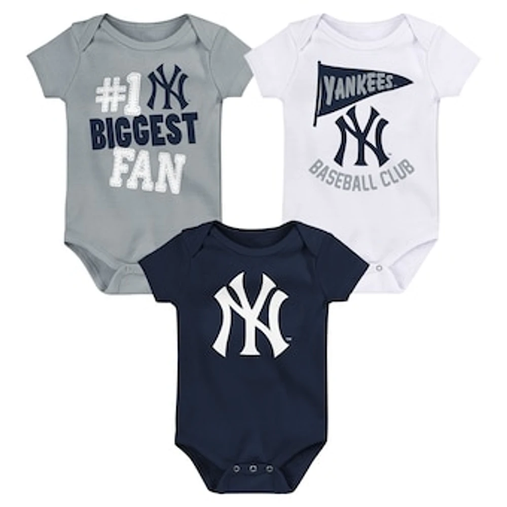 Infant Fanatics New York Yankees Fan Pennant 3-Pack Bodysuit Set