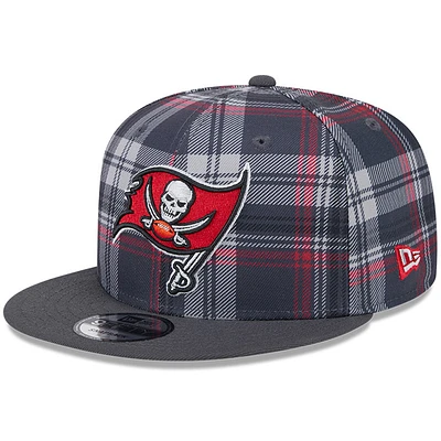 Men's New Era Gray Tampa Bay Buccaneers 2024 Sideline Statement 9FIFTY Snapback Hat