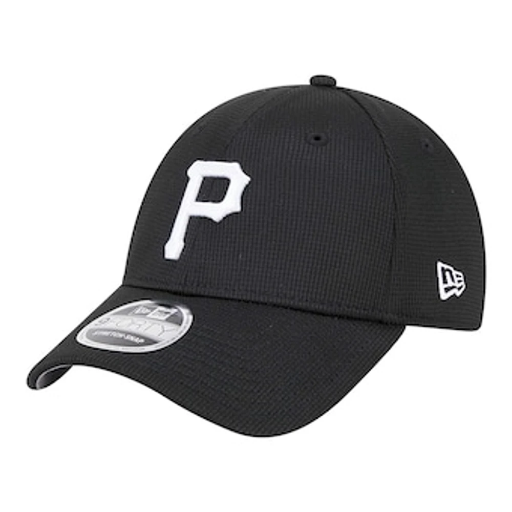 Men's New Era Black Pittsburgh Pirates Pivot 9FORTY Adjustable Hat