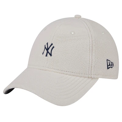 Women's New Era White New York Yankees Chrome Cozy 9FORTY Adjustable Hat