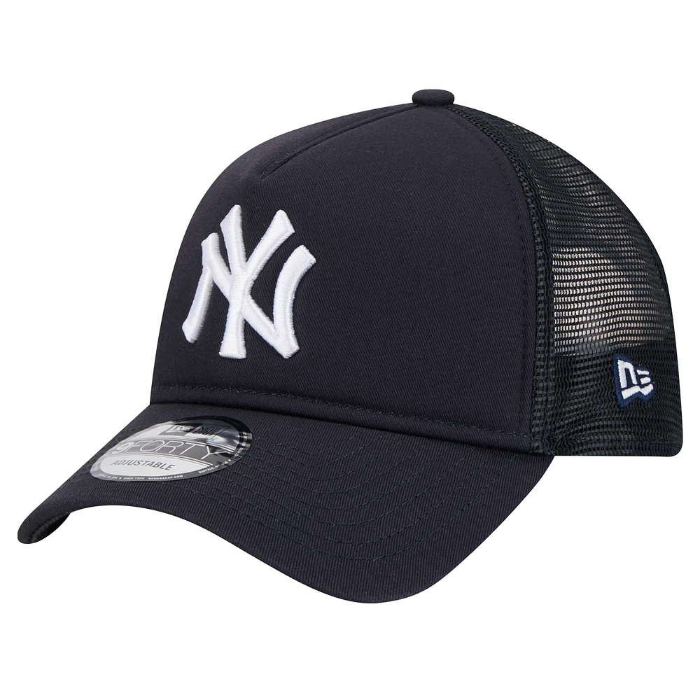 Men's New Era Navy New York Yankees 9FORTY A-Frame Trucker Adjustable Hat