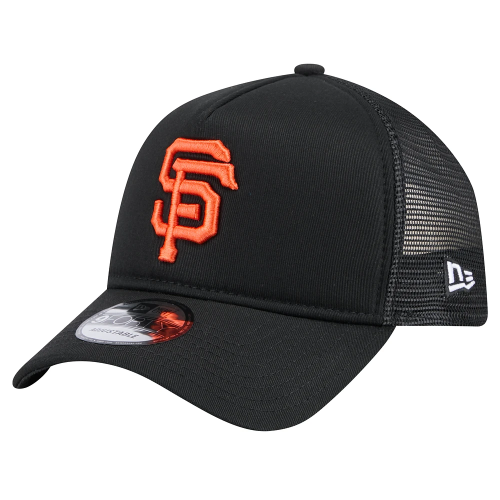 Men's New Era Black San Francisco Giants 9FORTY A-Frame Trucker Adjustable Hat