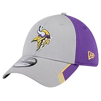 Men's New Era Gray Minnesota Vikings Active Visor Trim 39THIRTY Flex Hat