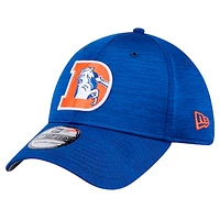 Men's New Era Royal Denver Broncos Throwback Active Tech 39THIRTY Flex Hat