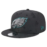 Men's New Era Black Philadelphia Eagles Midnight Ink Pop Outline 9FIFTY Snapback Hat