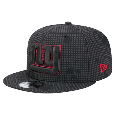 Men's New Era Black New York Giants Midnight Ink Pop Outline 9FIFTY Snapback Hat