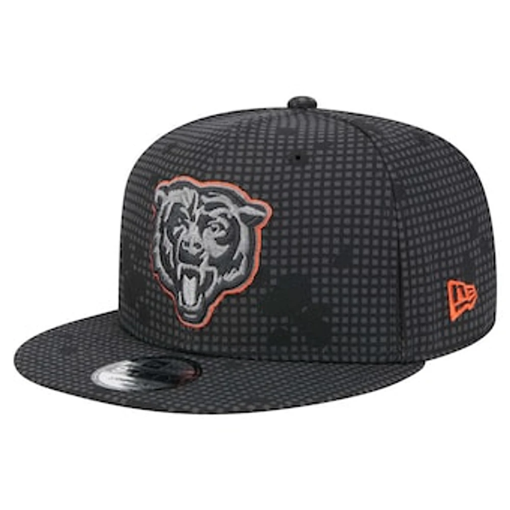 Men's New Era Black Chicago Bears Midnight Ink Pop Outline 9FIFTY Snapback Hat