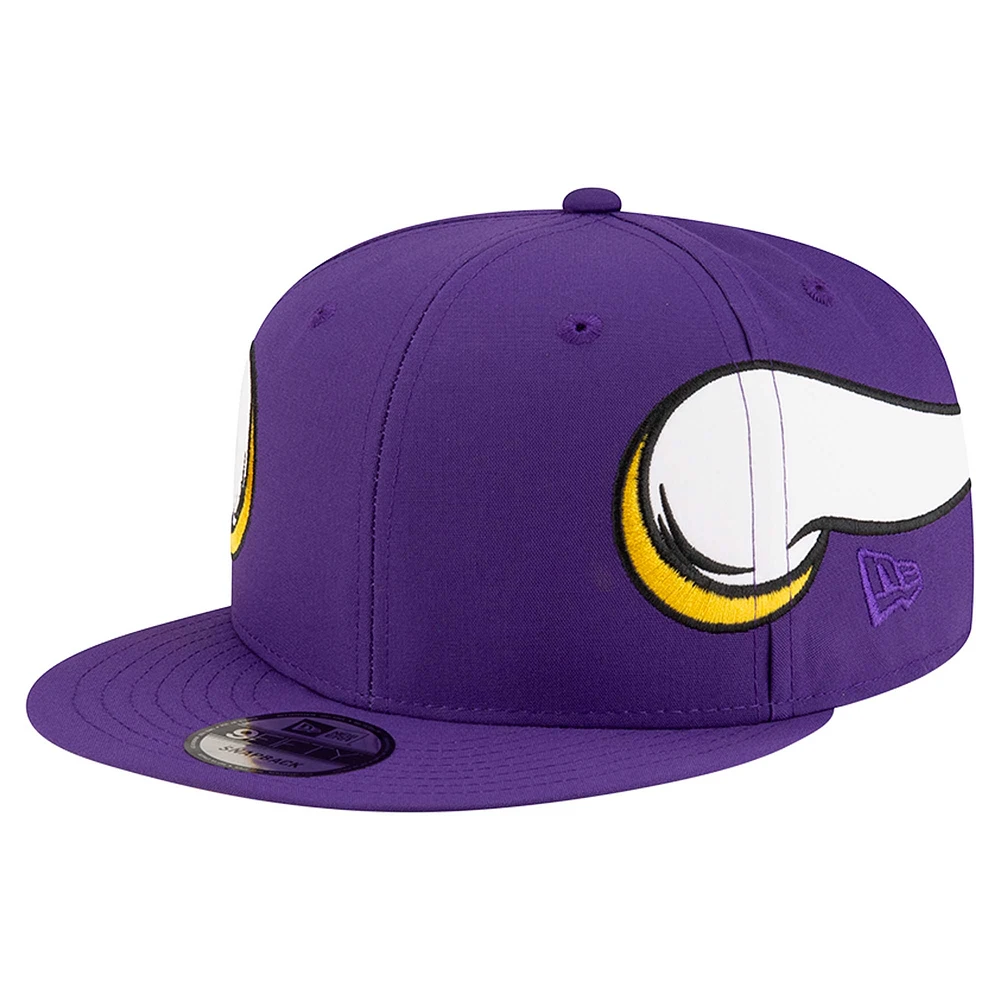 Men's New Era Purple Minnesota Vikings  Helmet 9FIFTY Snapback Hat