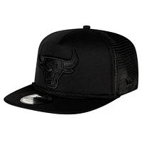 Men's New Era Black Chicago Bulls Tone Foam Meshback Golfer Snapback Hat