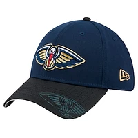 Men's New Era Navy Orleans Pelicans Sport Night 39THIRTY Flex Hat