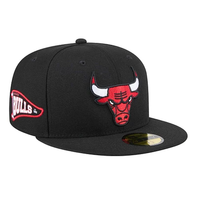 Men's New Era Black Chicago Bulls Throwback Pennant 59FIFTY Fitted Hat