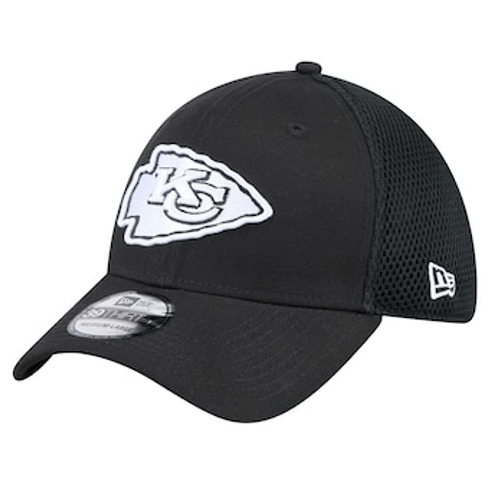 Men's New Era Black Kansas City Chiefs Main Neo 39THIRTY Flex Hat