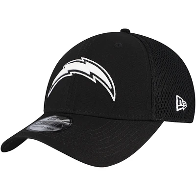 Men's New Era Black Los Angeles Chargers Main Neo 39THIRTY Flex Hat