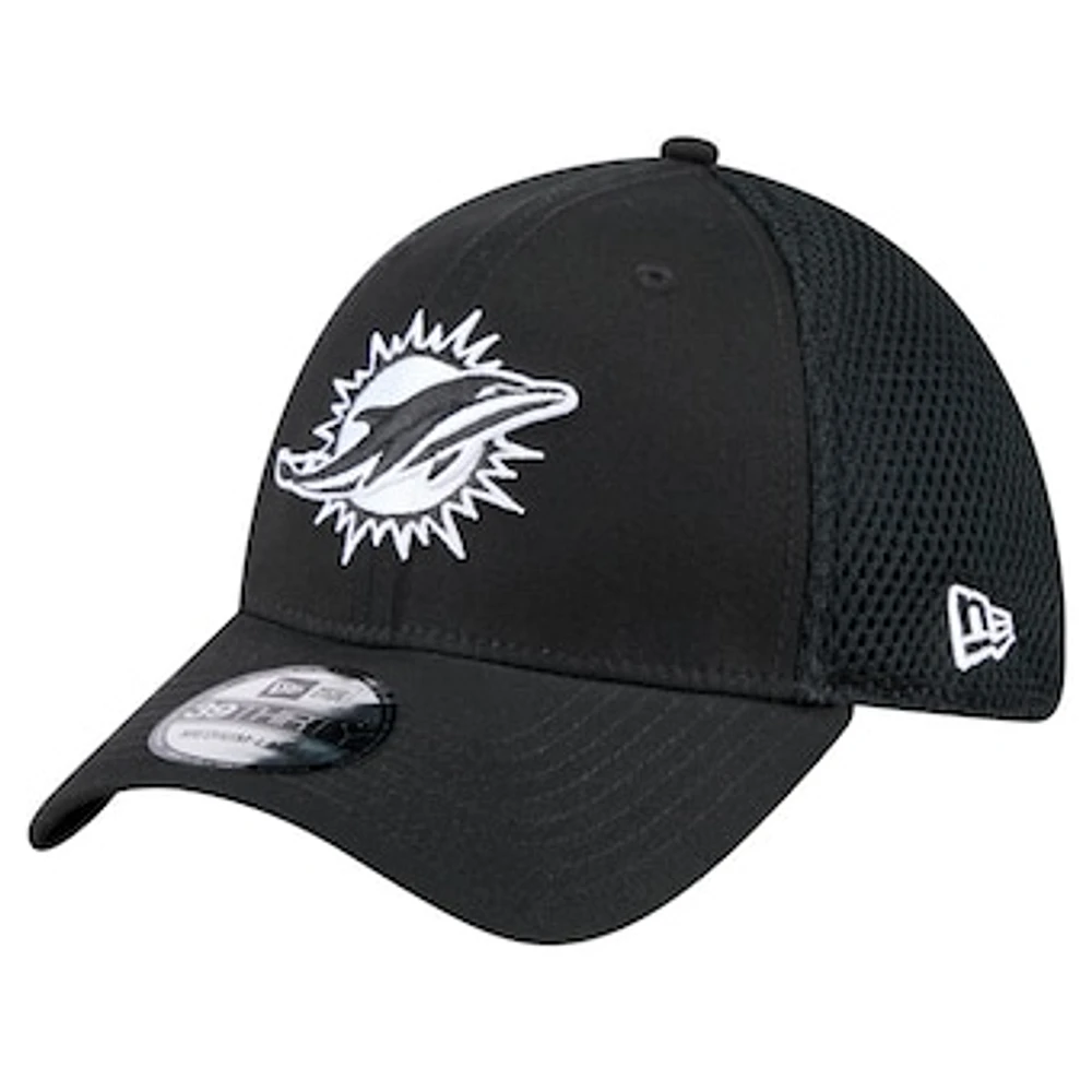 Men's New Era Black Miami Dolphins Main Neo 39THIRTY Flex Hat