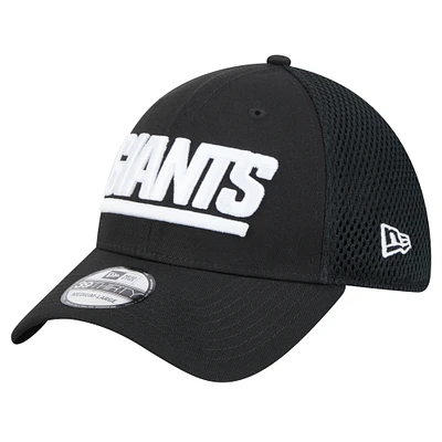 Men's New Era Black York Giants Main Neo 39THIRTY Flex Hat