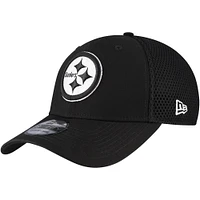 Men's New Era Black Pittsburgh Steelers Main Neo 39THIRTY Flex Hat