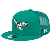 Youth New Era Kelly Green Philadelphia Eagles Main Trucker Snapback Hat