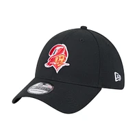 Men's New Era Black Tampa Bay Buccaneers Throwback Main 39THIRTY Flex Hat