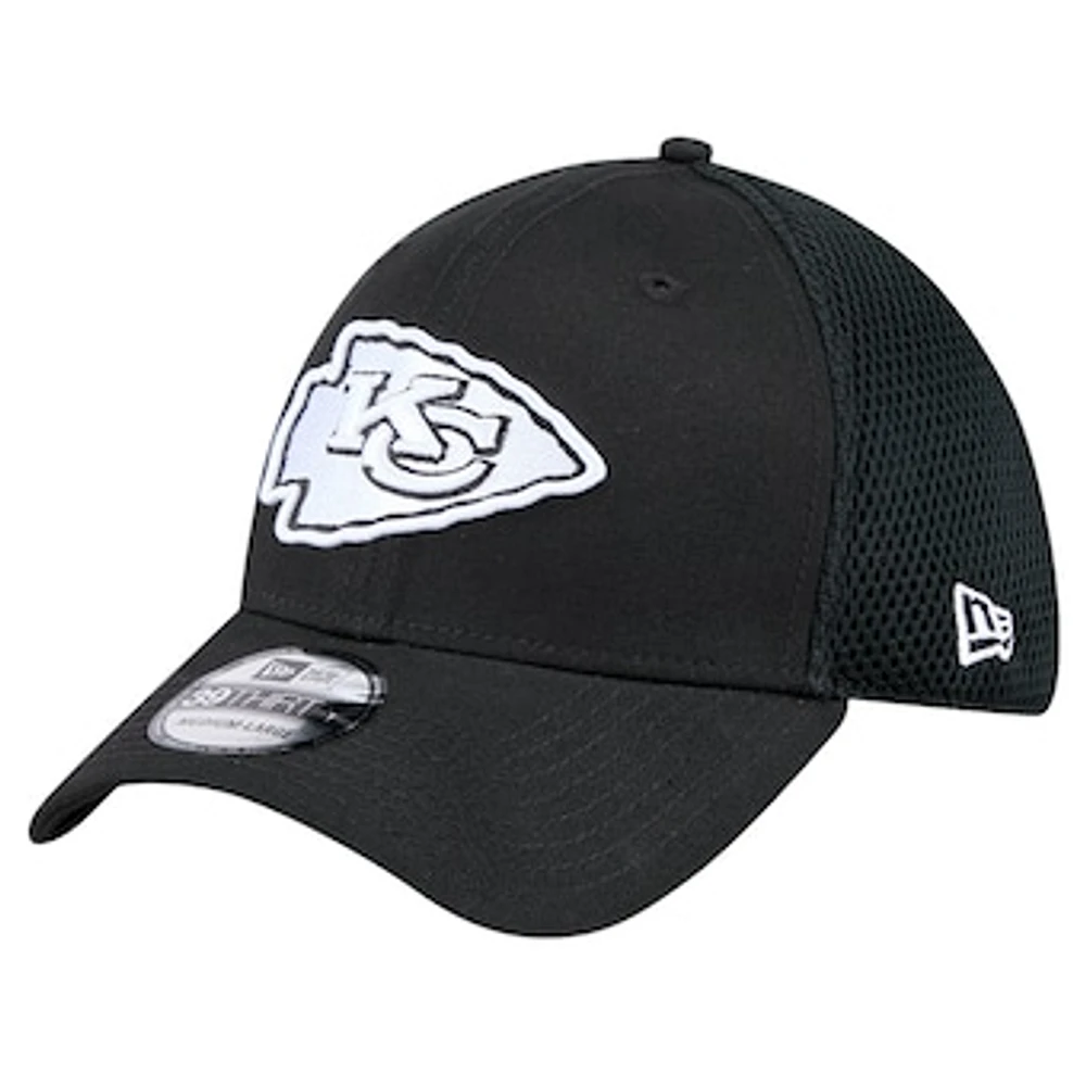 Men's New Era Black Kansas City Chiefs 39THIRTY Flex Hat