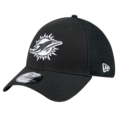 Men's New Era Black Miami Dolphins 39THIRTY Flex Hat