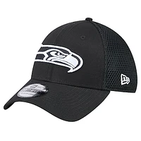 Men's New Era Black Seattle Seahawks 39THIRTY Flex Hat