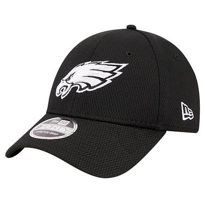 Men's New Era Black Philadelphia Eagles Evergreen 9FORTY Adjustable Hat