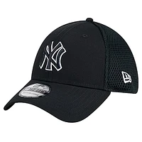 Men's New Era Black York Yankees 39THIRTY Flex Hat