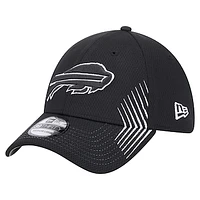 Men's New Era Black Buffalo Bills Sport Night Active 39THIRTY Flex Hat