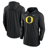 Men's Nike Black Oregon Ducks 2024 Military Appreciation Performance Long Sleeve Hoodie T-Shirt