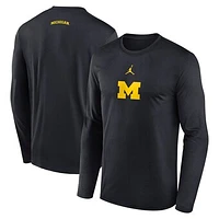 Men's Jordan Brand Black Michigan Wolverines On-Court Basketball Shootaround Performance Long Sleeve T-Shirt