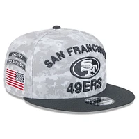 Men's New Era  White/Graphite San Francisco 49ers 2024 Salute To Service 9FIFTY Snapback Hat