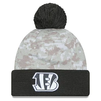 Youth New Era White/Graphite Cincinnati Bengals 2024 Salute To Service Cuffed Pom Knit Hat