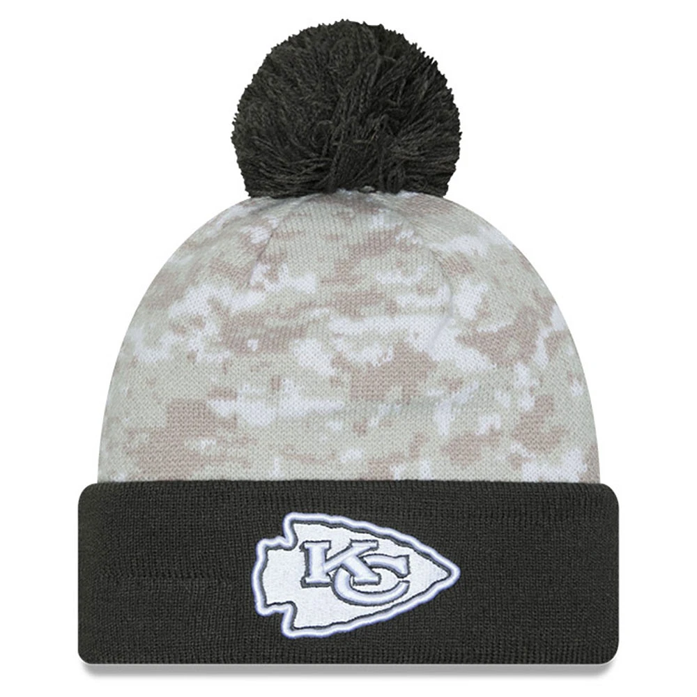 Youth New Era White/Graphite Kansas City Chiefs 2024 Salute To Service Cuffed Pom Knit Hat