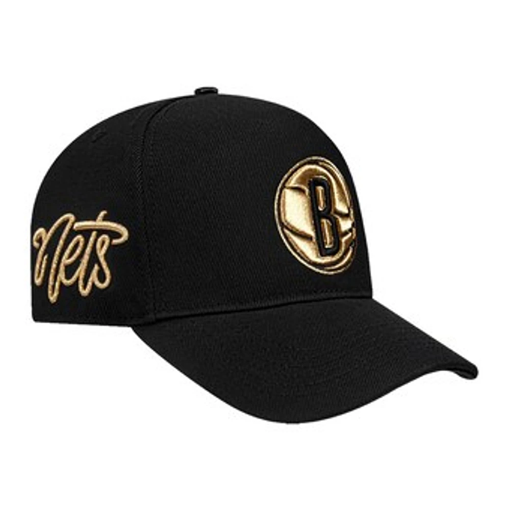 Men's Pro Standard  Black Brooklyn Nets  Metallic Logo Pinch Front Adjustable Hat