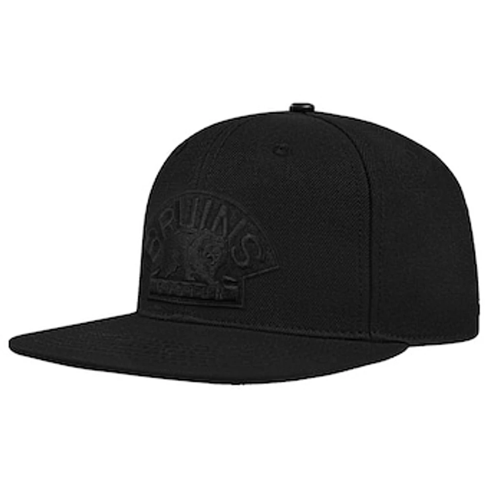 Men's Pro Standard Black Boston Bruins Classic Tonal Snapback Hat