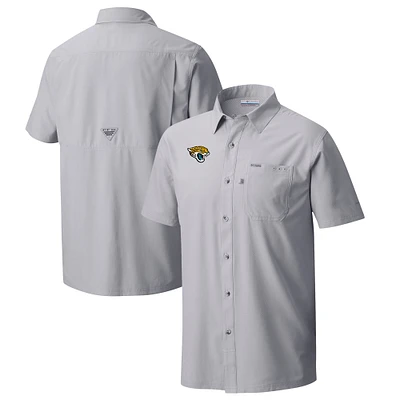 Men's Columbia  Gray Jacksonville Jaguars Slack Tide Omni-Wick Button-Up Camp Shirt