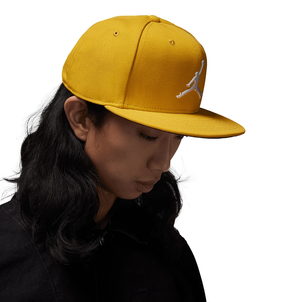 Unisex Jordan Brand Gold Pro Jumpman Snapback Hat